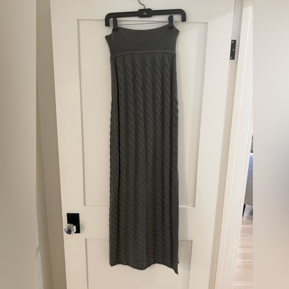 Something Navy Olive Knit Maxi Cable Knit Skirt NWT Sz M